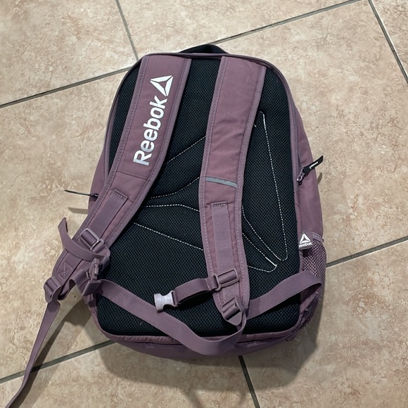 Purple Reebok backpack - Picture 2 of 4
